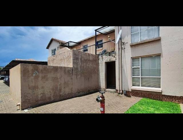 2 BEDROOM APARTMENT FOR SALE IN ALBERTSDAL